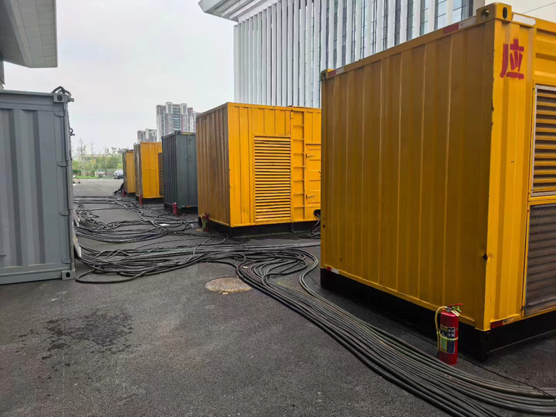 崇信不同季节柴油发电机组保养有哪些注意事项?